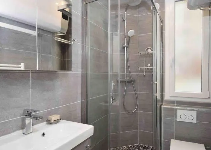 투리즘 포르트 드 베르사유 아모