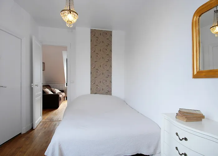 투리즘 포르트 드 베르사유 아모